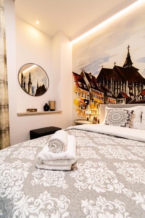 Okbrasov - Apartment & Studio In The Heart Of Old Town, Moments Away From The Black Church Bagian luar foto